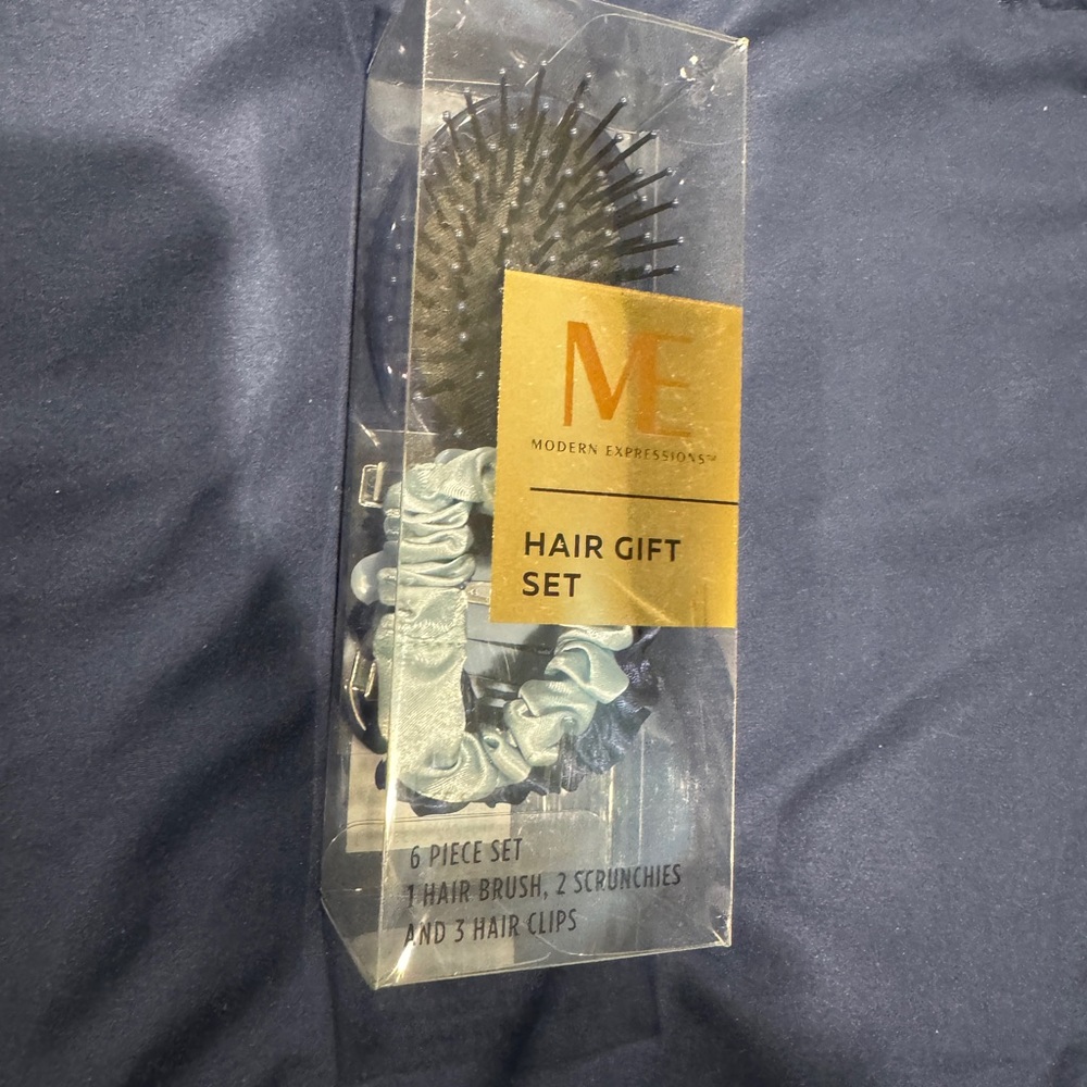 Hair gift set brand new